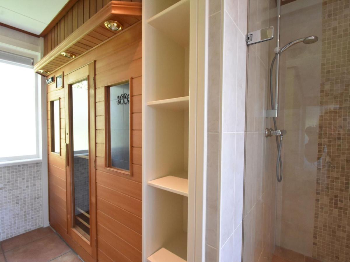 Hazenborgh With Infrared Sauna Ferienhaus
